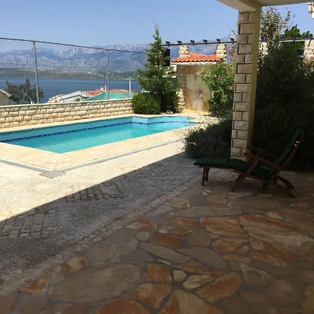Charmantes Mit Balkon Und Pool Novigrad (Dalmatia)