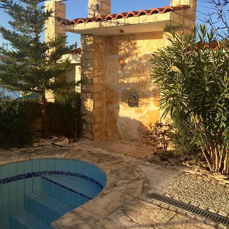 Charmantes Mit Balkon Und Pool Novigrad (Dalmatia)