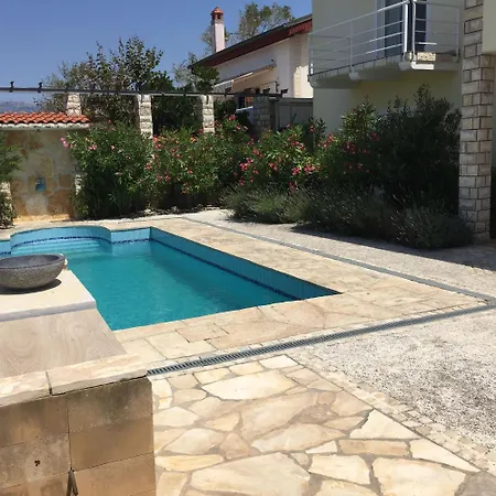 Charmantes Mit Balkon Und Pool Novigrad (Dalmatia)